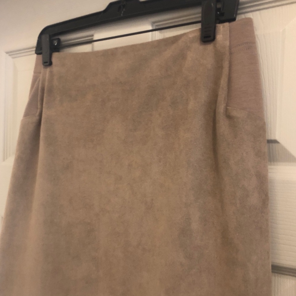 BCBGMaxAzria Faux Suede Skirt - Picture 5 of 8